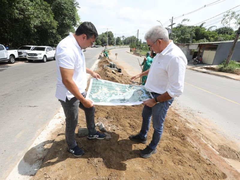 Wilson Lima vistoria obras do Anel Sul que estão 85 concluídas